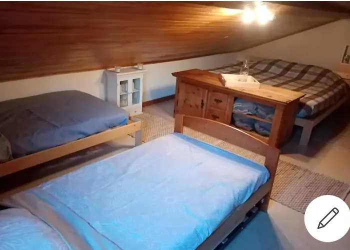Chambre Dans Maison A La Campagne